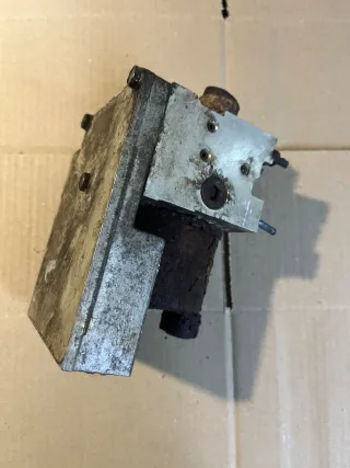  Блок АБС (ABS) Mazda 626 GF Арт 107609490, вид 5