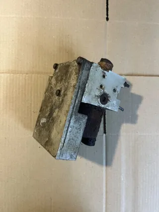  Блок АБС (ABS) Mazda 626 GF Арт 107609490, вид 6