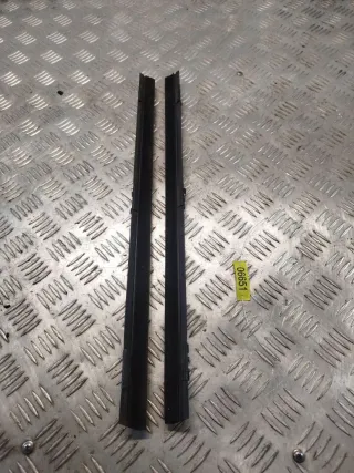  Молдинг стекла двери задней правой внутренний BMW 3 E36 Арт 06651, вид 2