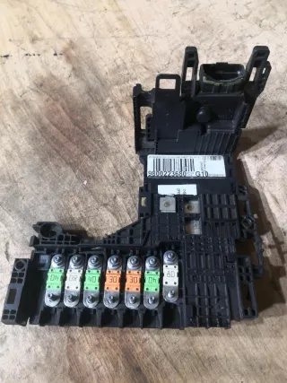 6500JE,9665878080,9665878180,9665878280,9665878380,9800223580,9805119280,9666851480,9805119580,9800223680,9805119780 Блок управления аккумулятором (АКБ) Citroen C4 2 Арт 15552, вид 3