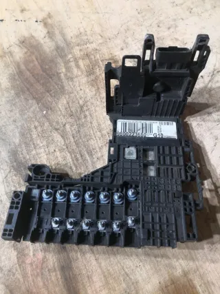 6500JE,9665878080,9665878180,9665878280,9665878380,9800223580,9805119280,9666851480,9805119580,9800223680,9805119780 Блок управления аккумулятором (АКБ) Citroen DS5 Арт 15548_1, вид 2