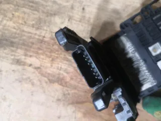 6500JE,9665878080,9665878180,9665878280,9665878380,9800223580,9805119280,9666851480,9805119580,9800223680,9805119780 Блок управления аккумулятором (АКБ) Citroen DS4 Арт 15546_2, вид 4