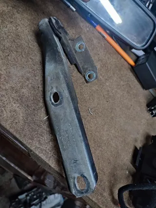  Петля капота левая Audi A6 C5 (S6,RS6) Арт 008111, вид 1