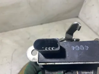  Замок крышки багажника Volkswagen Touran 1 Арт 107690342, вид 2