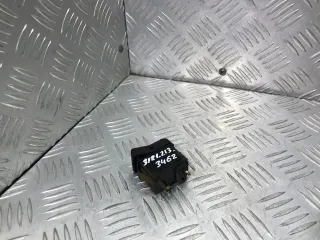  Кнопка подогрева заднего стекла Audi 100 C3 Арт 31212133462, вид 2