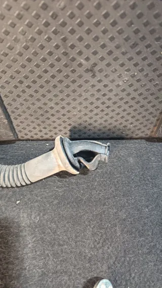 4B9971840 Гофра проводки багажника Audi A6 C5 (S6,RS6) Арт 107799432, вид 2