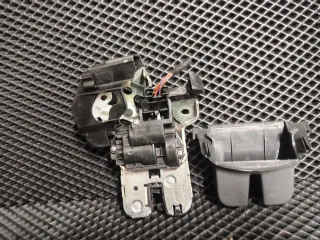 6V6827520 Замок крышки багажника Skoda Fabia 3 Арт 107839266, вид 4