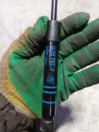 51239451211, 9451211 Амортизатор капота BMW 7 G70 Арт 107841241, вид 2