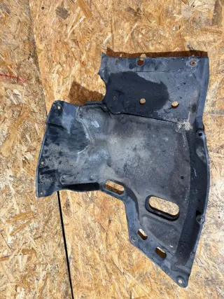  Защита (пыльник) двигателя Toyota Avensis 2 Арт 107866539, вид 2