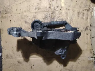 038903143AE Кронштейн вискомуфты Volkswagen Passat B5 Арт 107870621, вид 1