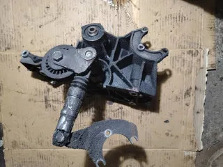 038903143AE Кронштейн вискомуфты Volkswagen Passat B5 Арт 107870621, вид 4