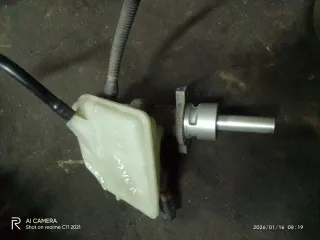  Цилиндр тормозной главный Citroen C4 1 Арт 107901509, вид 1