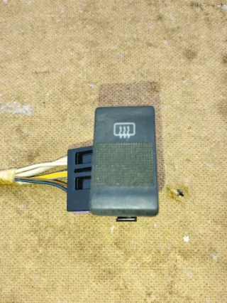  Кнопка подогрева заднего стекла Audi 100 C3 Арт 108107068, вид 1