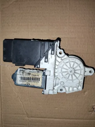 101431202 Моторчик стеклоподъемника передний правый Seat Toledo 2 Арт 0000392, вид 1