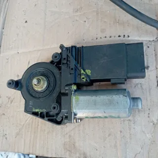 3B4837752EG,0130821694,101434202 Моторчик стеклоподъемника передний правый Volkswagen Passat B5 Арт 12518476, вид 1