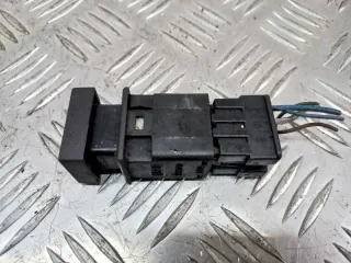 9523747 Кнопка ручного тормоза (ручника) Saab 9000 Арт 1081620, вид 2