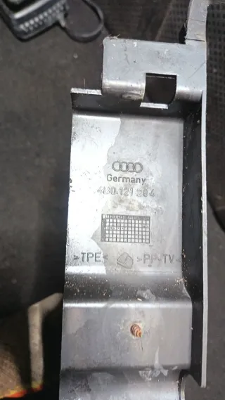 4B01212834 Пыльник радиатора Audi A6 C5 (S6,RS6) Арт 108357989, вид 6
