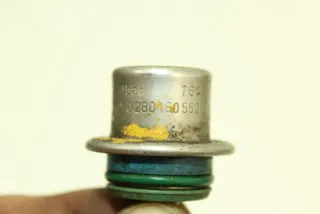 0280160560 Регулятор давления топлива Citroen Xantia 2.0л Арт 108421830, вид 4