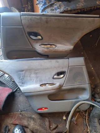  Обшивка двери задней левой (дверная карта) Renault Laguna 2 Арт 108484325, вид 3
