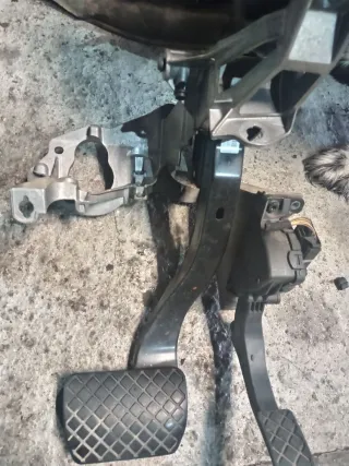 4F1723117A Педальный узел Audi A6 C6 (S6,RS6) Арт 108598764, вид 4