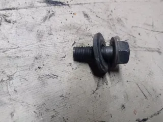  Болт двигателя Mazda 626 GE Арт 7087, вид 1