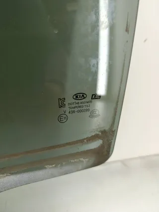 83421-2P010,83411-2P010 Комплект задних стекол Kia Sorento 2 Арт ADV2-37, вид 4