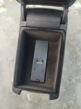  Подлокотник Audi A6 C6 (S6,RS6) Арт 108695613, вид 1