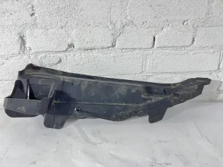 64319245596, 9245596 Решетка стеклоочистителя (Дождевик) BMW X6 F16 Арт BMW02850