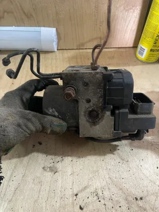 0130108065 Блок АБС (ABS) Ford Mondeo 2 Арт 108899651, вид 1