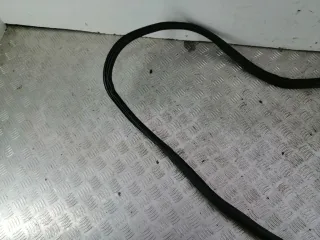  Уплотнитель двери задней правой Audi A6 C5 (S6,RS6) Арт 108909577, вид 3