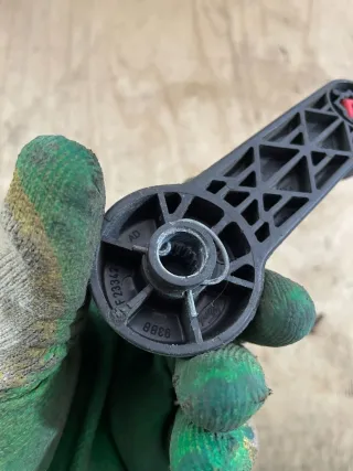  Ручка стеклоподъемника Ford Mondeo 2 Арт 109022670, вид 2
