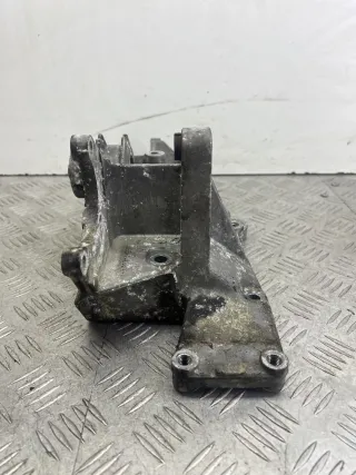 06B903143L Кронштейн генератора Audi A6 C5 (S6,RS6) 1.8л Арт 44720, вид 4