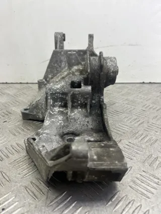 06B903143L Кронштейн генератора Audi A6 C5 (S6,RS6) 1.8л Арт 44720, вид 8