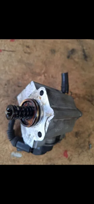 06D127026H Насос топливный Audi A4 B6 2.0л Арт 109481145, вид 2