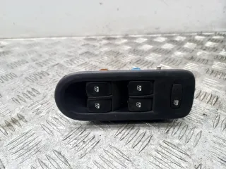 8200356541 Кнопка стеклоподъемника переднего левого Renault Clio 3 Арт 1116640, вид 1