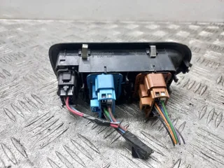 8200356541 Кнопка стеклоподъемника переднего левого Renault Clio 3 Арт 1116640, вид 2