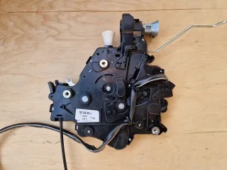 7E0843654J Замок двери сдвижной Volkswagen Caravelle T5 restailing Арт 109936597, вид 2