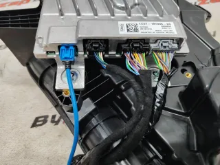 LC5T-18T806-BG Усилитель музыкальный Lincoln Aviator 2 Арт 25111, вид 3