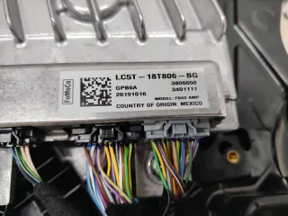 LC5T-18T806-BG Усилитель музыкальный Lincoln Aviator 2 Арт 25111, вид 4