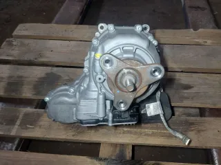 27108623346,ATL35L Раздаточная коробка BMW X5 E70 restailing 3.0л (M550D) Арт IVS02389, вид 4