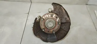  Ступица задняя левая Mazda 626 GF Арт 110645696, вид 1