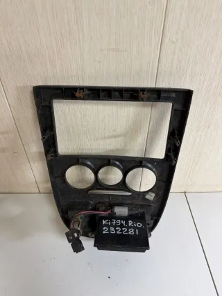  Рамка под магнитолу Kia Rio 1 Арт 110650116, вид 2