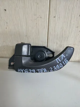  Ручка внутренняя передняя левая Hyundai Terracan Арт 110650180, вид 1