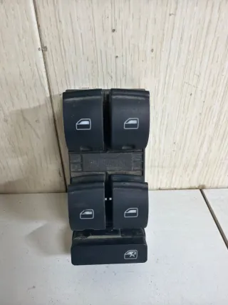  Кнопка стеклоподъемника переднего левого Audi A4 B7 Арт 110650208, вид 1