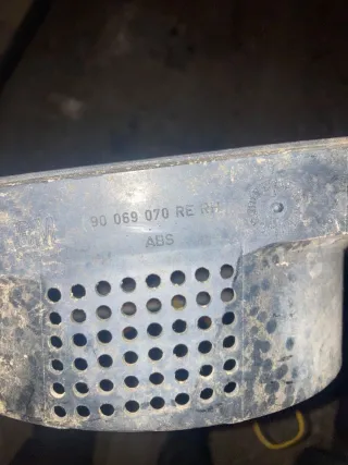 90069070 Рамка фары левой Opel Kadett Арт 110654321, вид 3