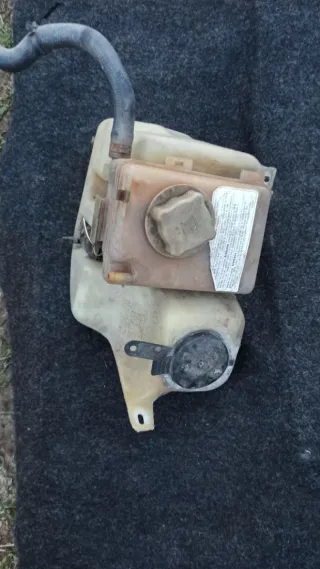  Расширительный бачок Volvo 440 Арт 110683269, вид 3