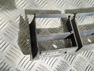 8235673 Заглушка (решетка) в бампер передний BMW 5 E39 Арт 63825, вид 5