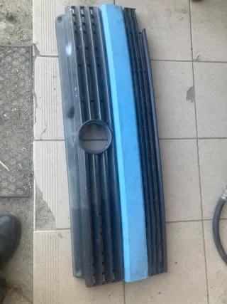  Решетка радиатора Volkswagen Transporter T4 Арт 110748898, вид 1