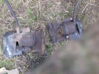  Суппорт передний правый Volkswagen Vento Арт 61293682, вид 1