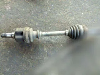  Полуось передняя левая (приводной вал, ШРУС) Ford Mondeo 2 Арт 98379526, вид 1